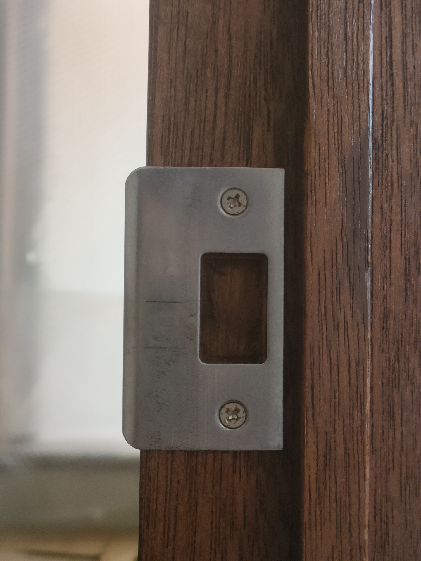 ストライクプレート