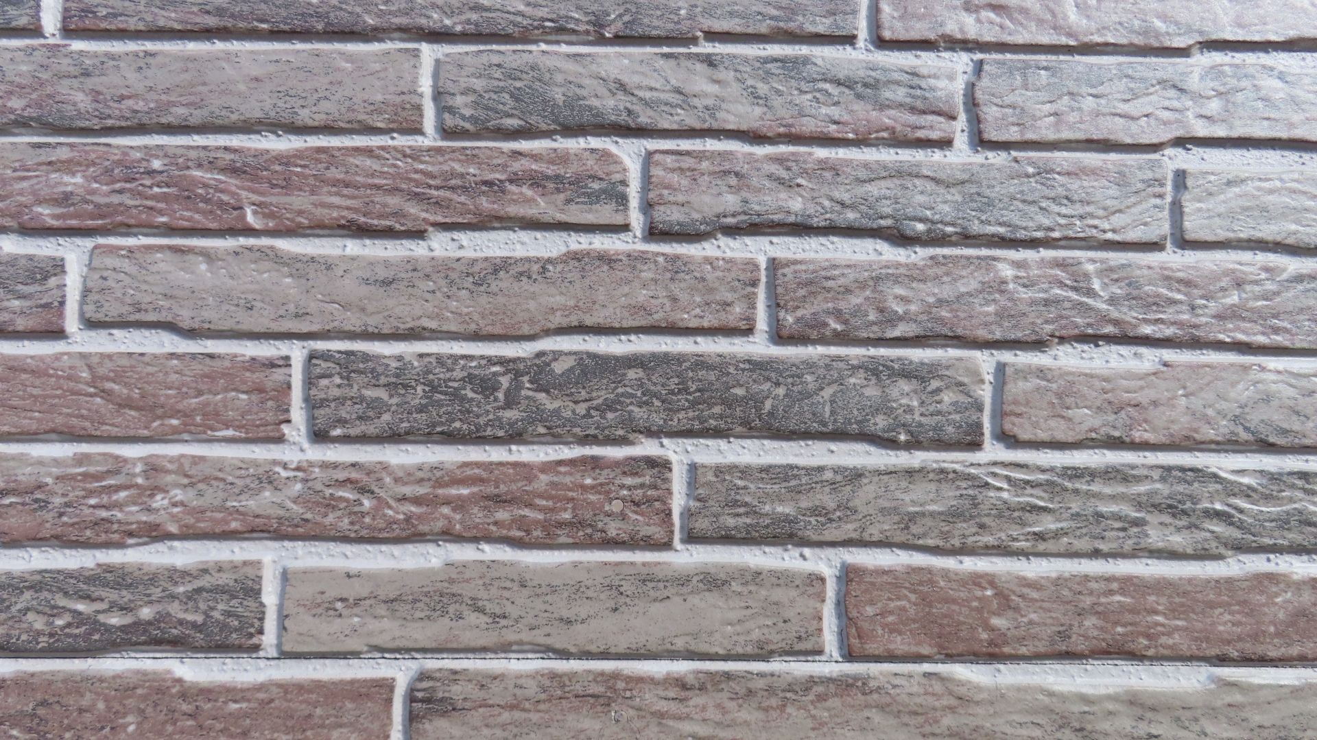 多色成形サイディングの外壁