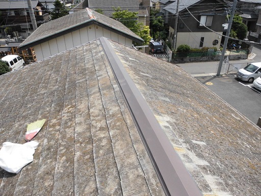 下穴用のキリを装着したドリル・コロニアルを割らないための配慮