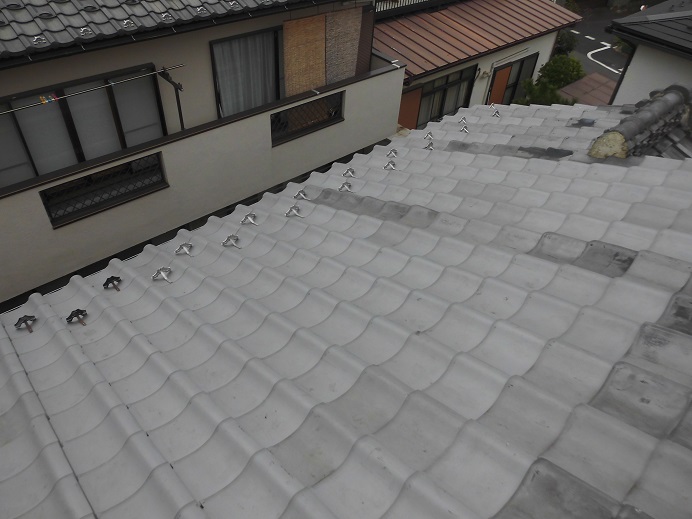 瓦の葺き直しが完了した屋根