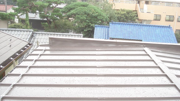 排水パイプ増設工事の準備状況。新たに3か所追加予定